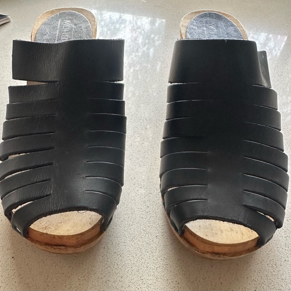 Black Leather Women's Clogs